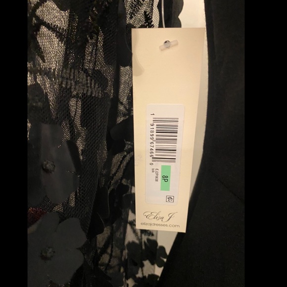 Eliza J Petite Dress - Picture 9 of 10